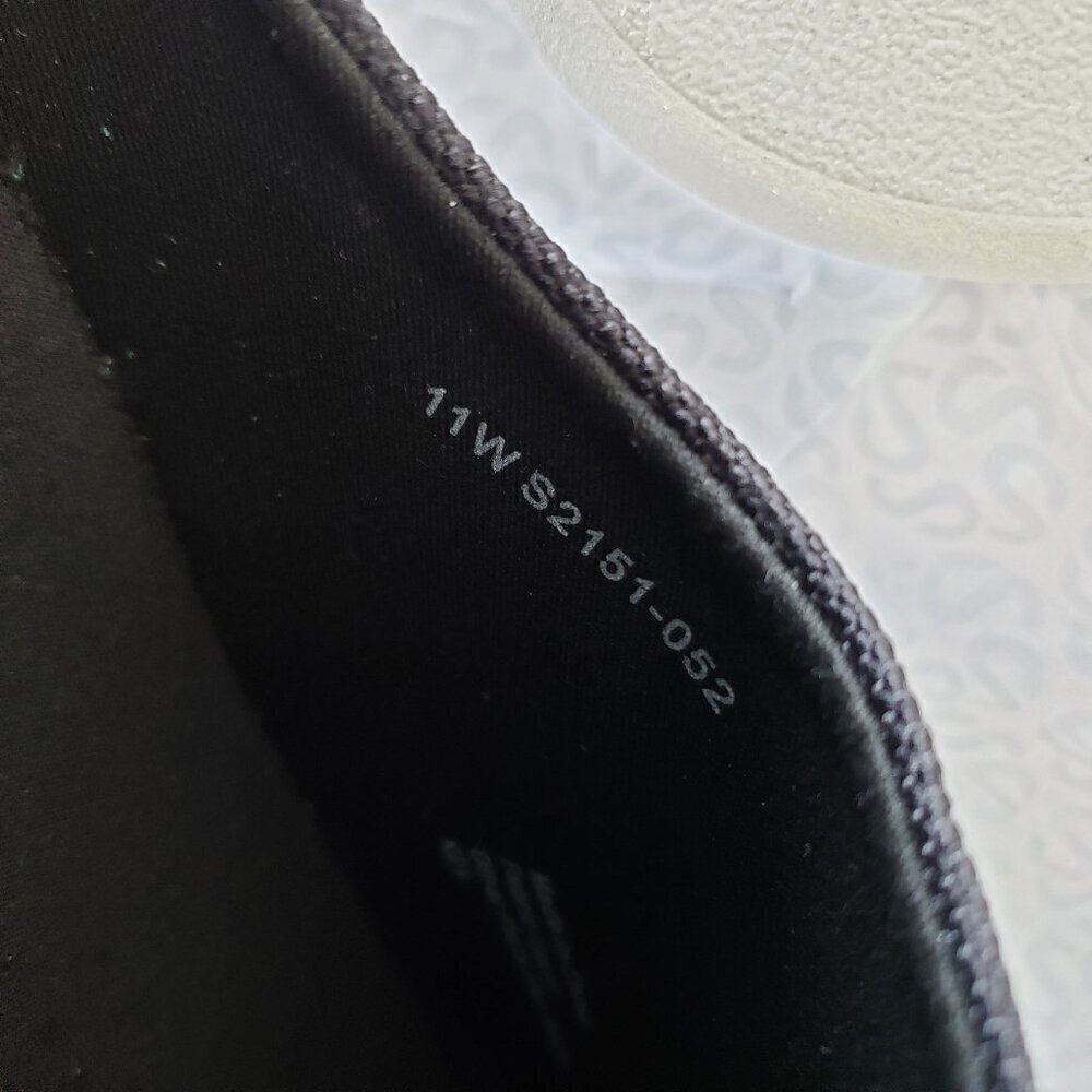 NWT - SoftWalk Auburn (Black Canvas) Women's Shoes – Size 11 Wide - Picture 6 of 6